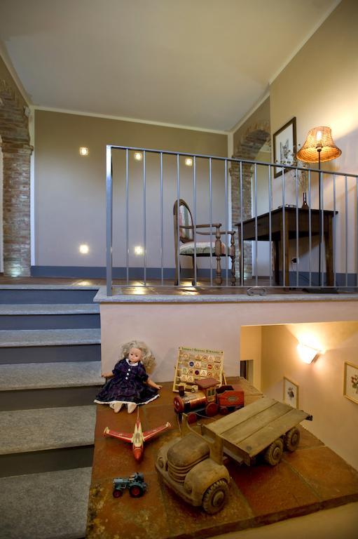 Agriturismo Cascina Monchiero Бра Екстериор снимка