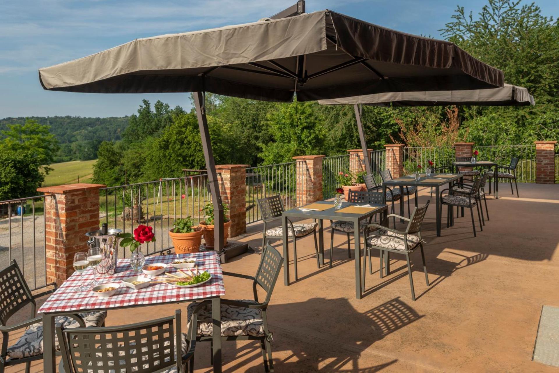 Agriturismo Cascina Monchiero Бра Екстериор снимка